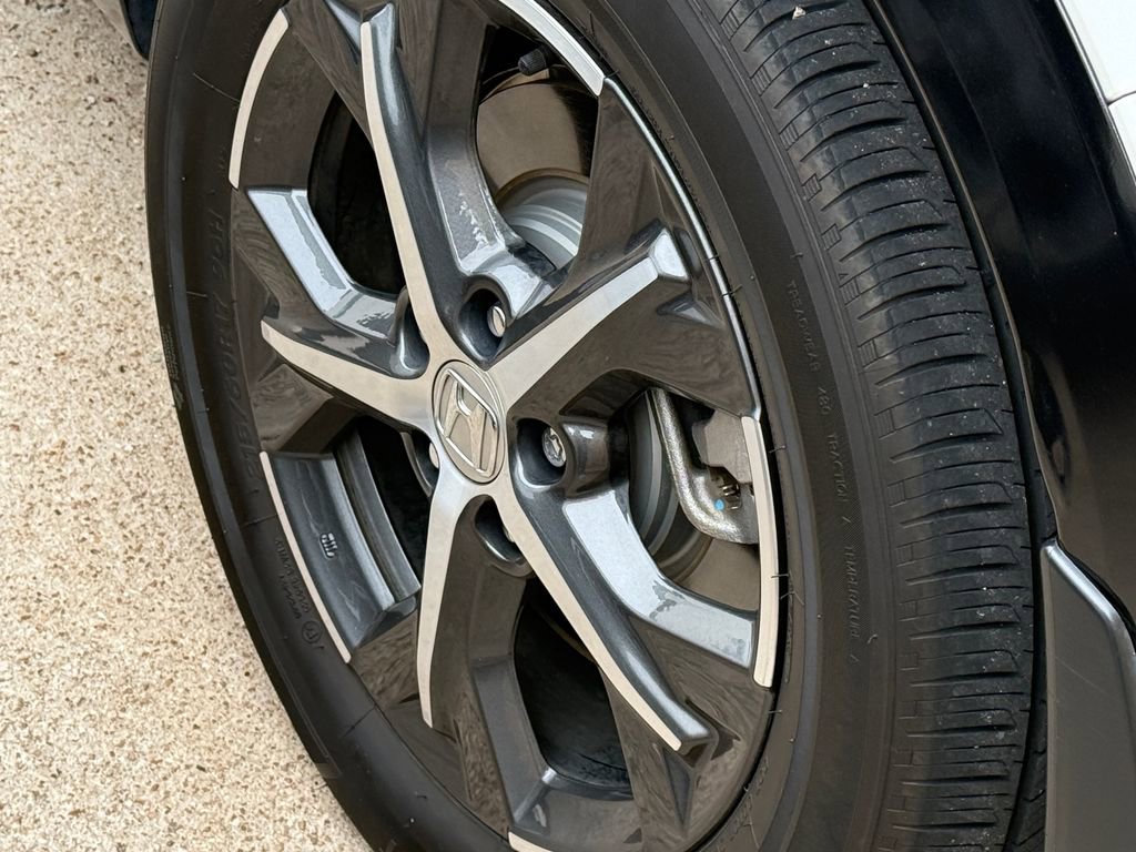 Certified 2024 Honda HR-V EX-L image 9