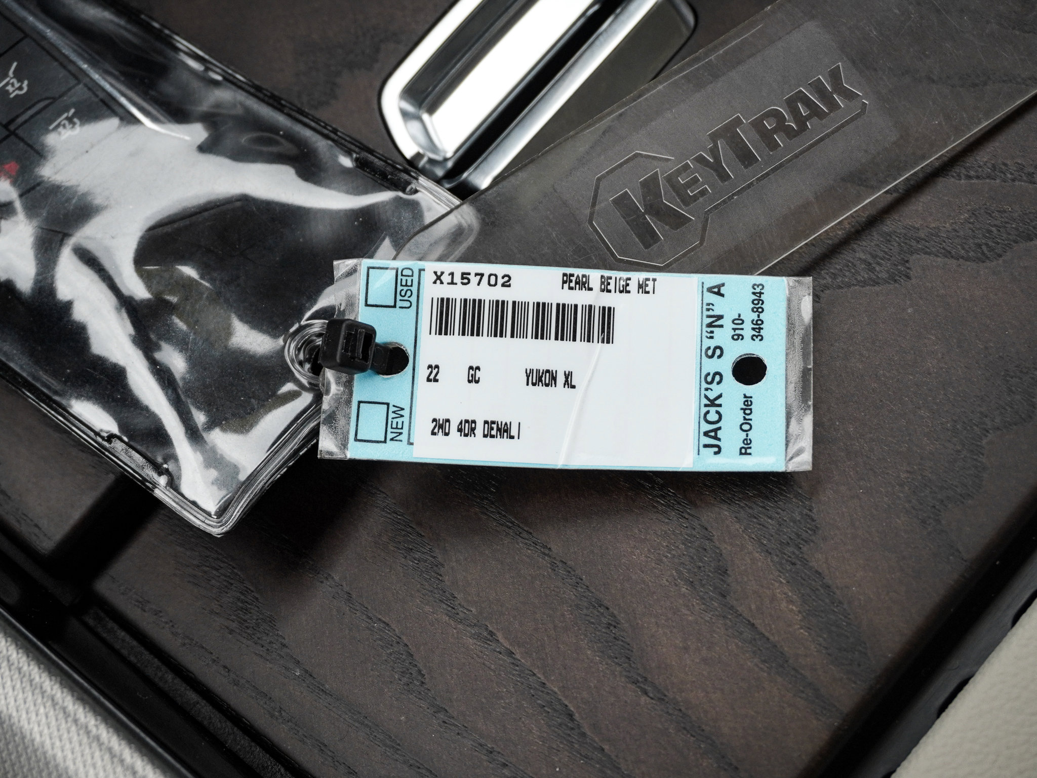 Used 2022 GMC Yukon XL Denali image 39