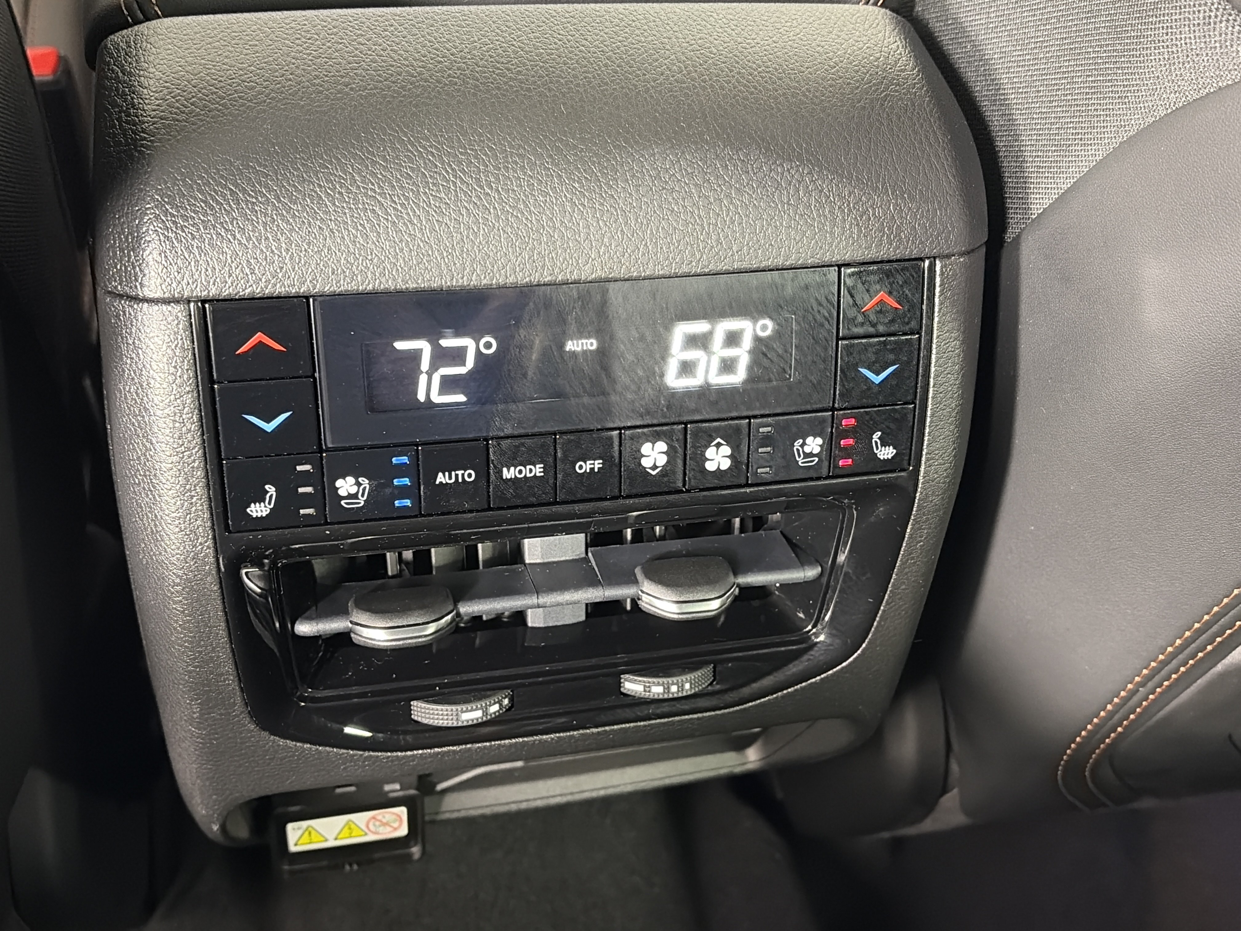 Used 2022 Jeep Grand Cherokee L Summit AWD/4WD image 21