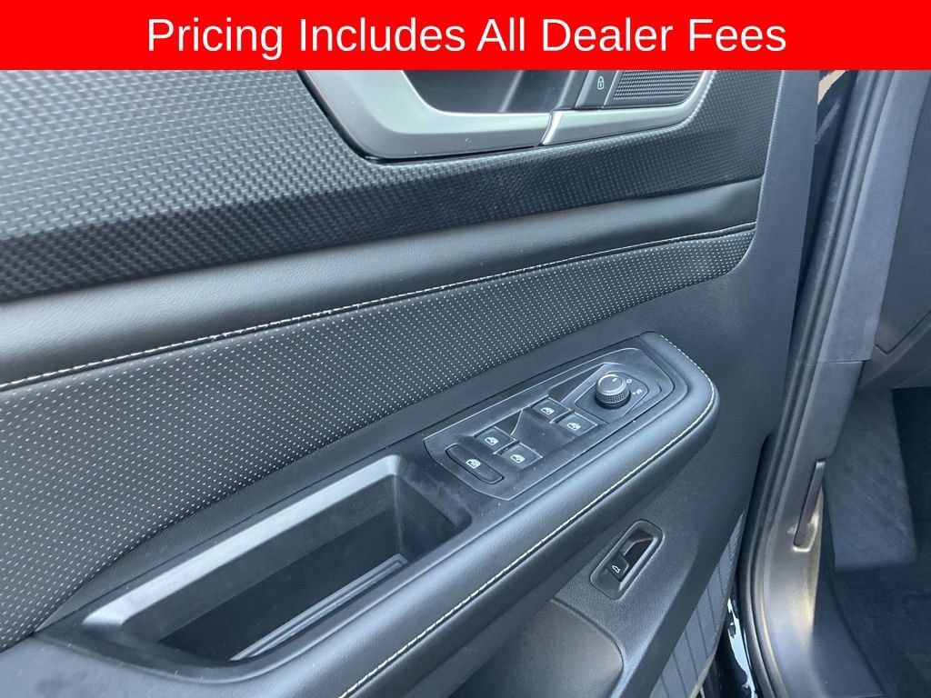 Used 2025 Volkswagen Atlas Cross Sport SEL AWD/4WD image 10