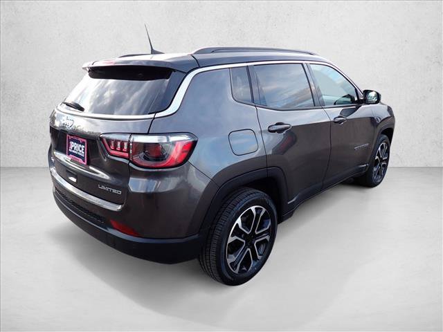 Used 2023 Jeep Compass Limited AWD/4WD image 4