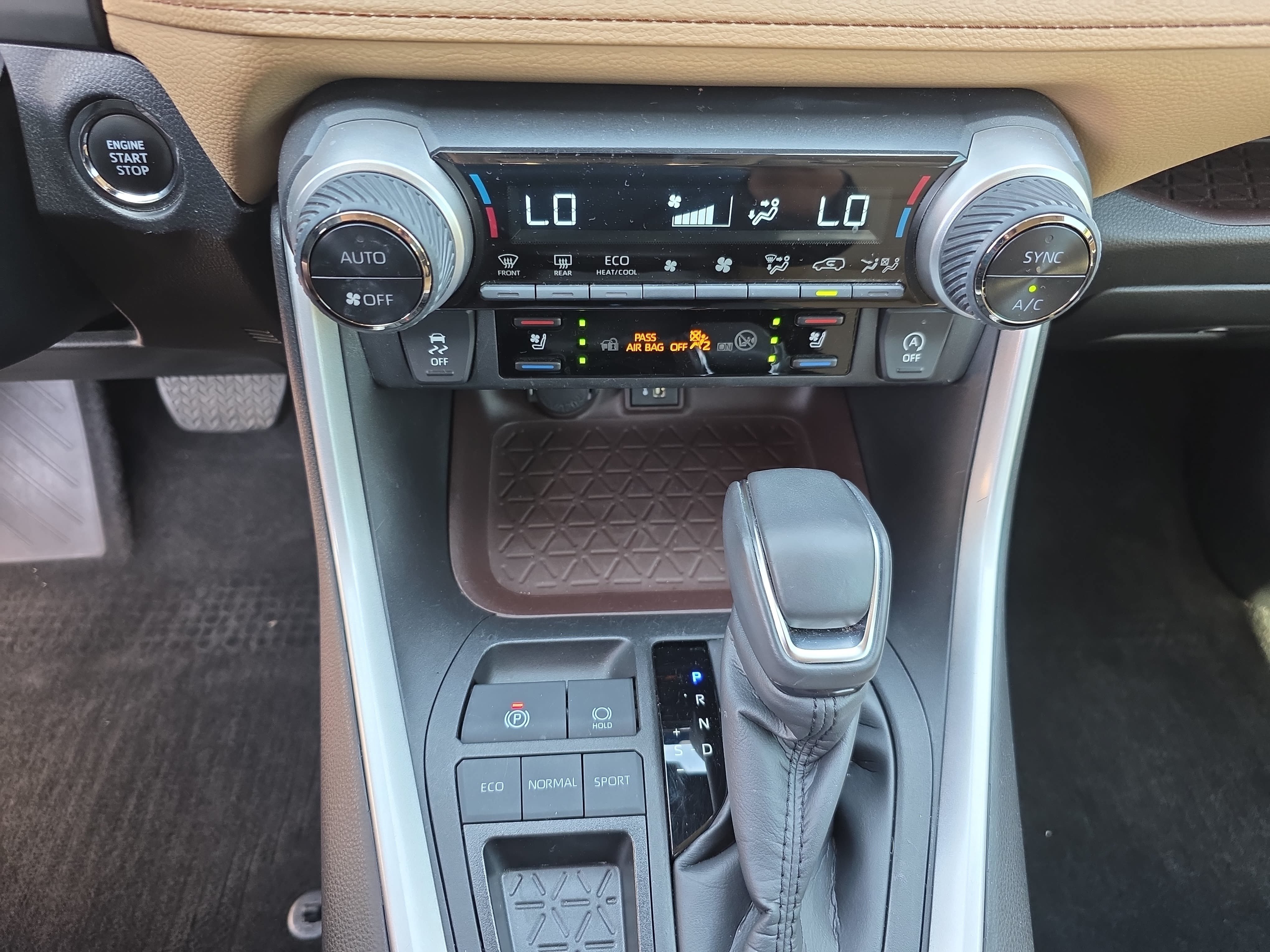Used 2024 Toyota RAV4 Limited w/ Weather Package FWD image 24