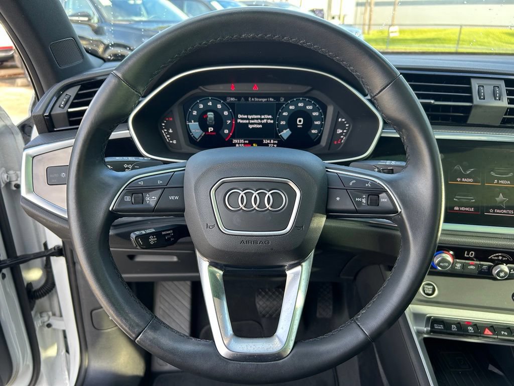 Used 2024 Audi Q3 2.0T Premium w/ Convenience Package AWD/4WD image 18