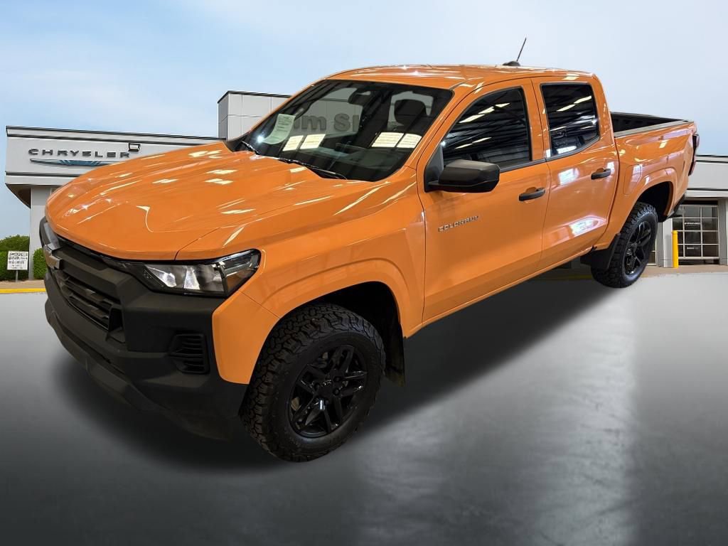 Used 2025 Chevrolet Colorado W/T w/ Advanced Trailering Package image 9