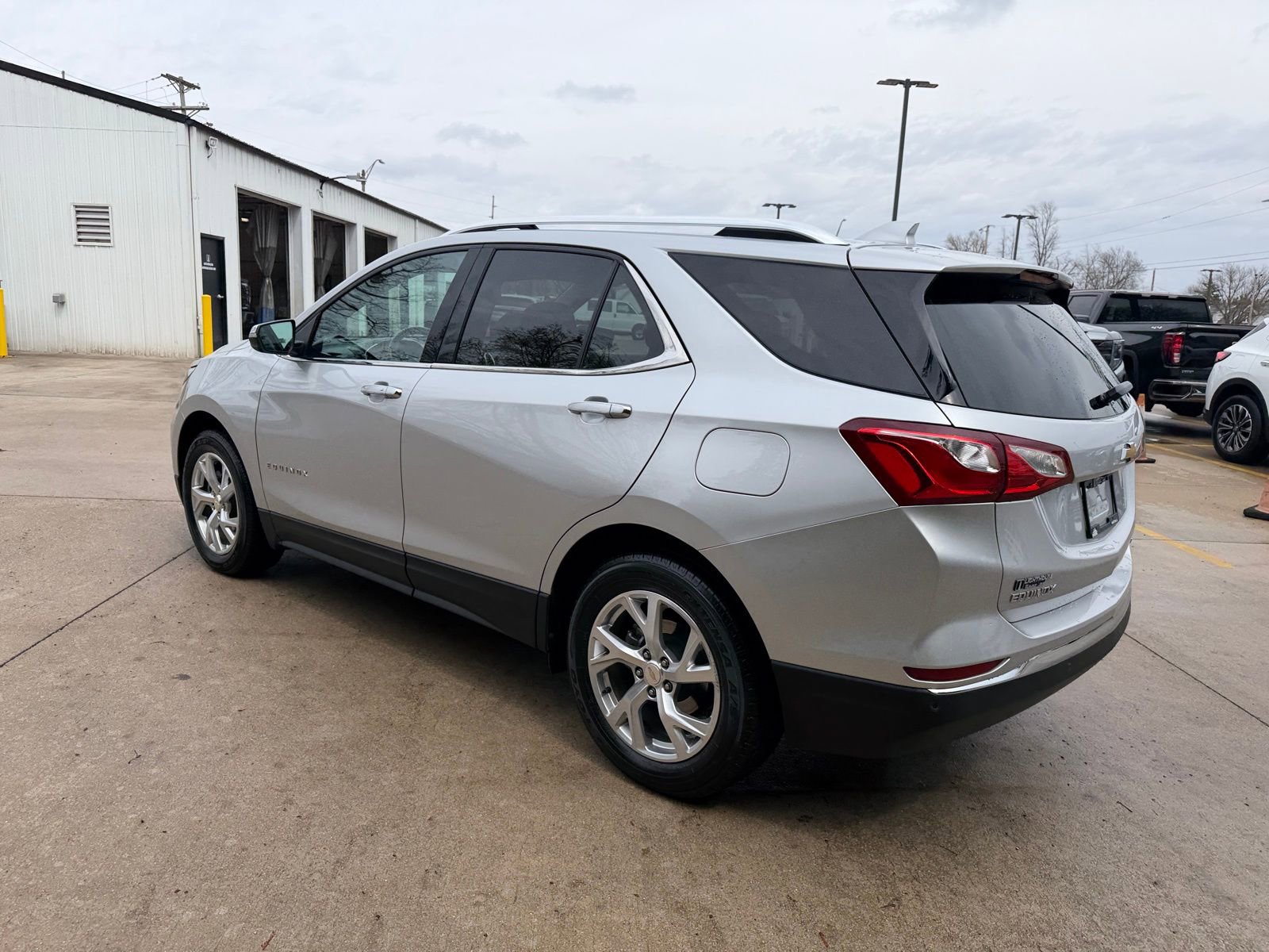 Used 2021 Chevrolet Equinox Premier image 28