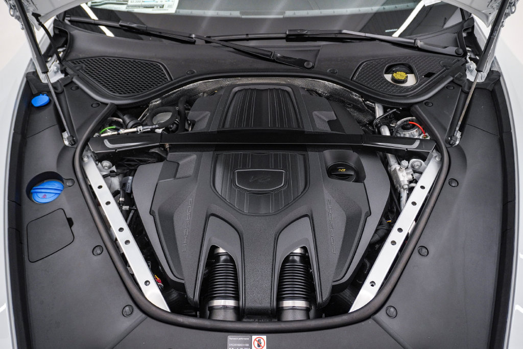 New 2026 Porsche Panamera 4 E-Hybrid AWD/4WD image 29