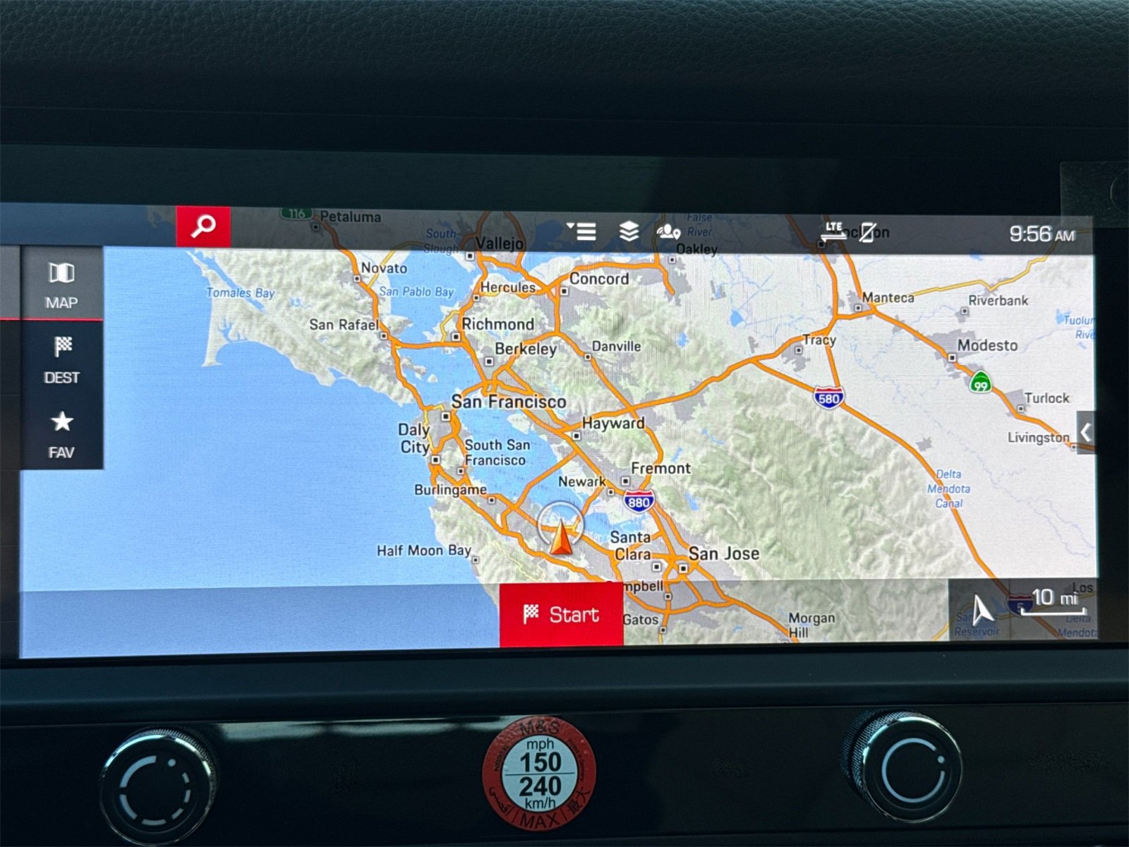 Used 2025 Porsche Macan image 22