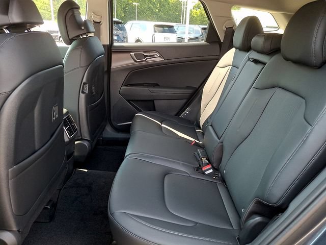 New 2026 Kia Sportage EX FWD image 6
