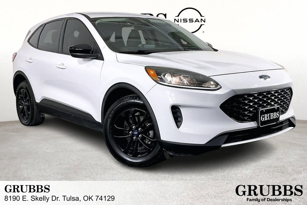 Used 2020 Ford Escape SE Sport AWD/4WD image 1