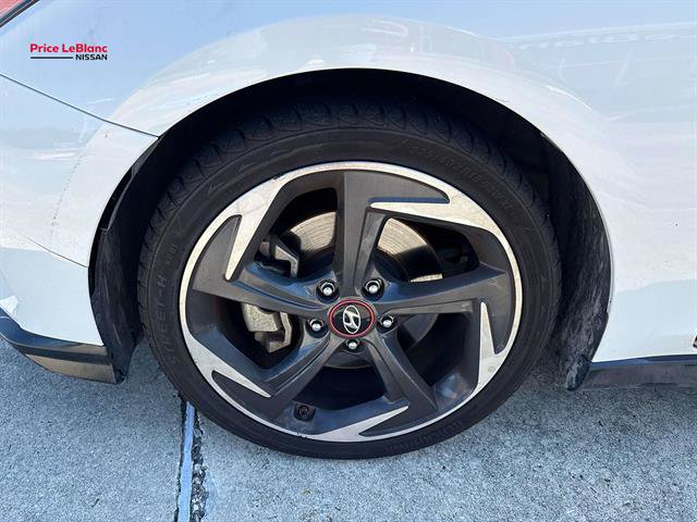 Used 2021 Hyundai Veloster Turbo FWD image 4