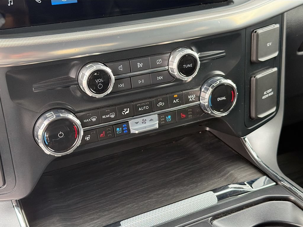 Used 2024 Ford F150 Lariat w/ FX4 Off-Road Package AWD/4WD image 16