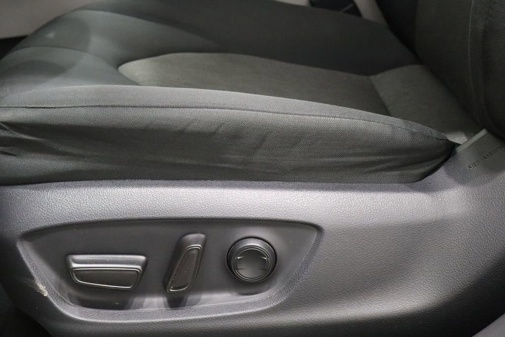 Used 2022 Toyota Camry LE image 16