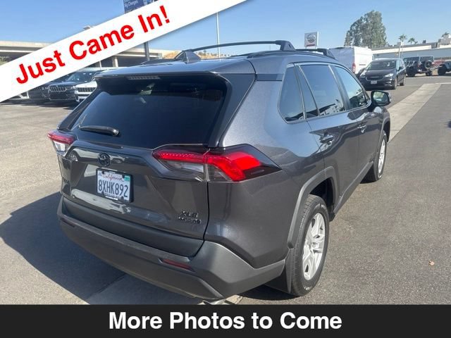 Used 2021 Toyota RAV4 XLE AWD/4WD image 6