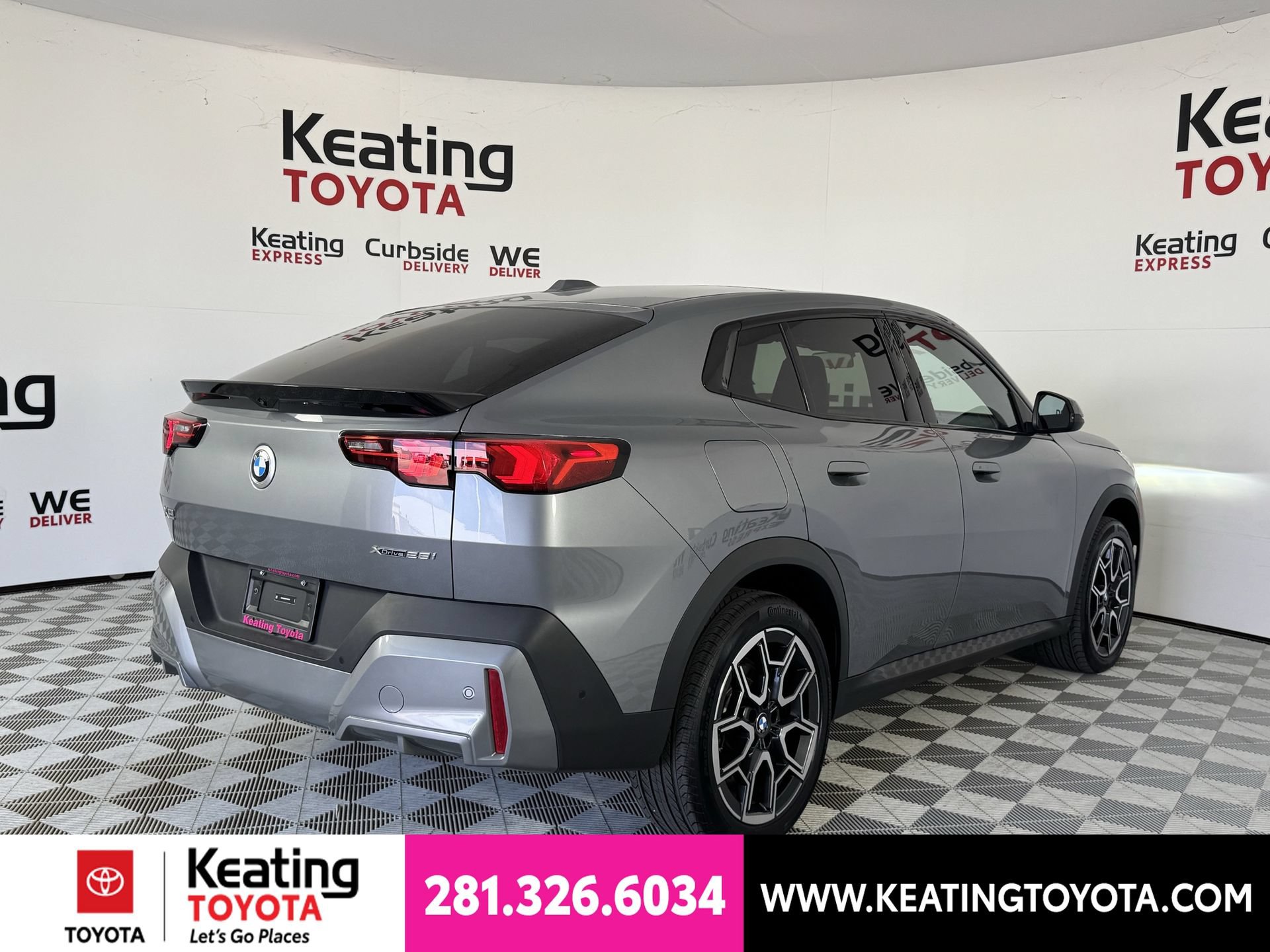 Used 2026 BMW X2 xDrive28i AWD/4WD image 5