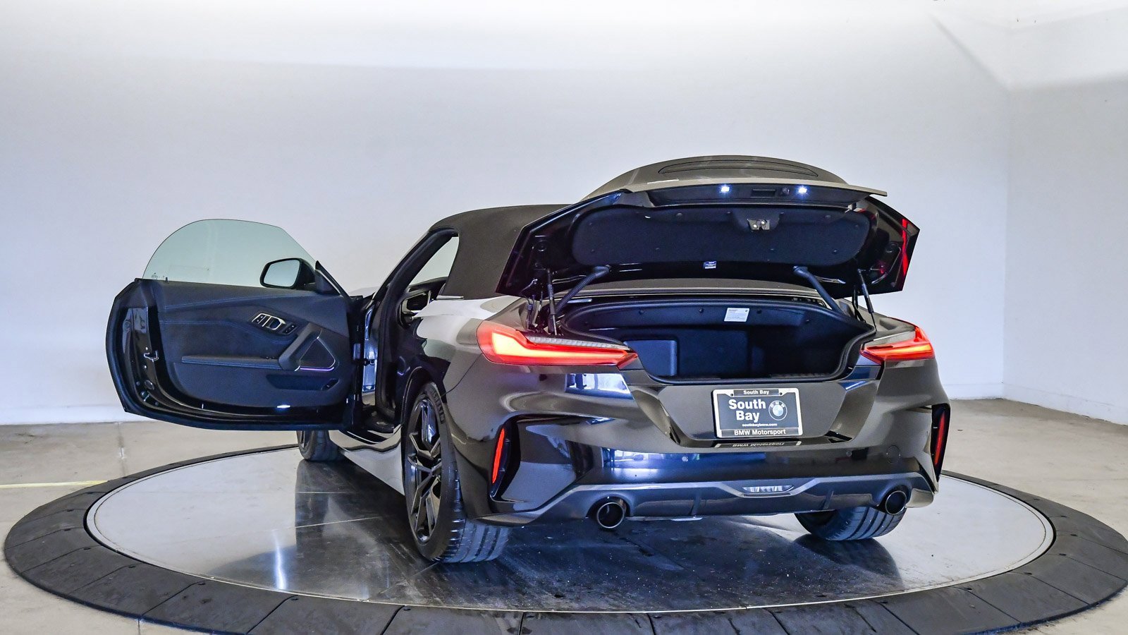 Certified 2022 BMW Z4 sDrive30i w/ M Sport Package image 30