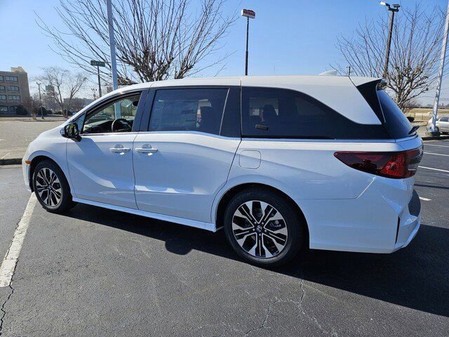 New 2026 Honda Odyssey Elite image 5