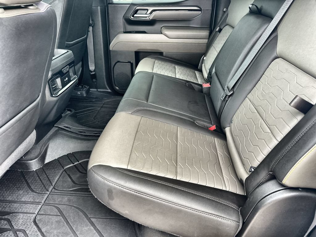 Used 2022 Chevrolet Silverado 1500 ZR2 w/ Technology Package AWD/4WD image 16
