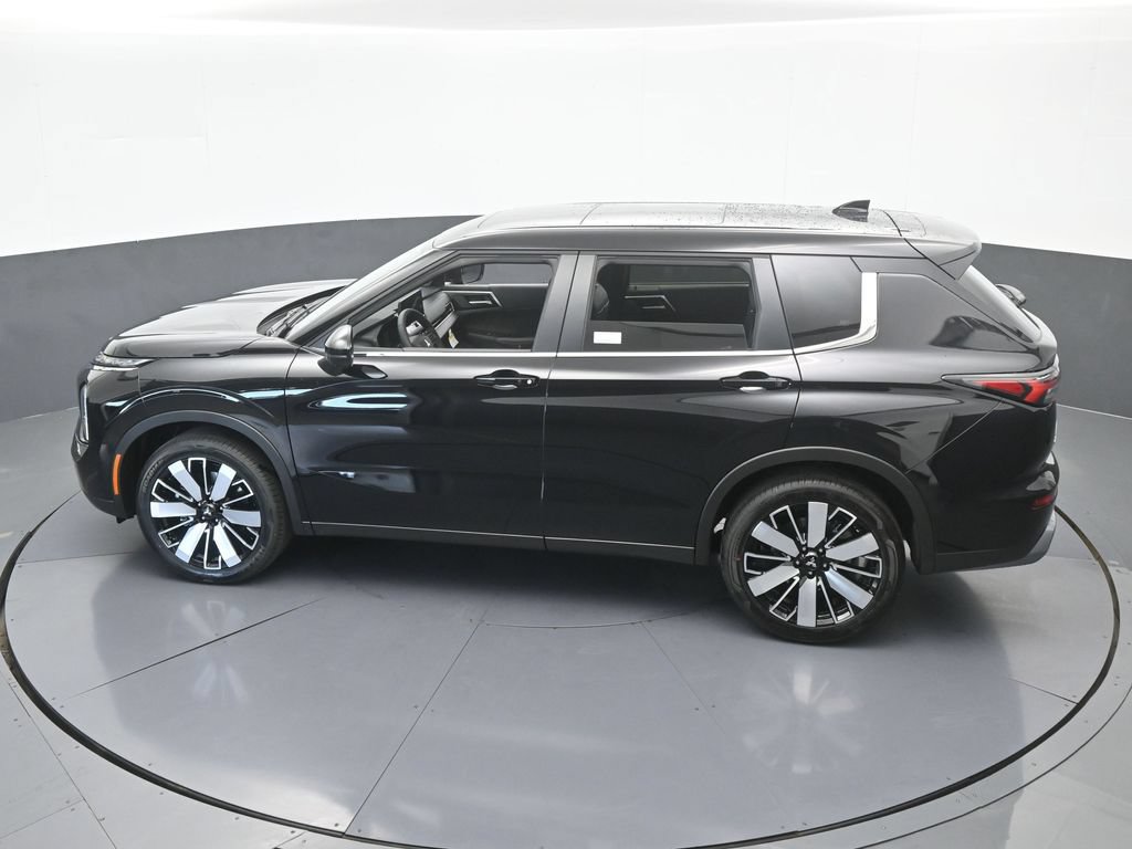 New 2026 Mitsubishi Outlander SE FWD image 57