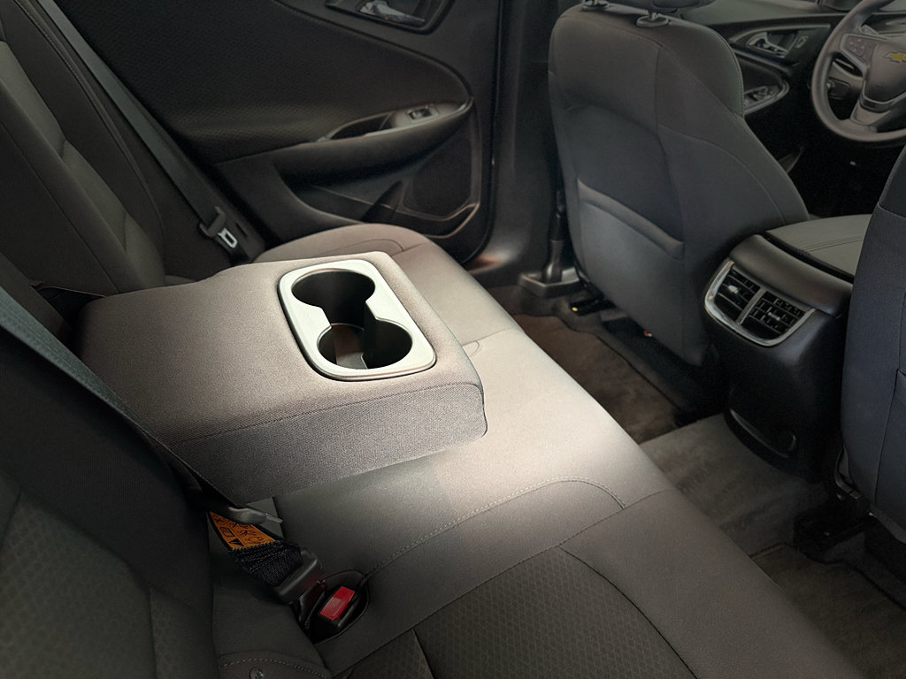Used 2018 Chevrolet Malibu LT FWD image 29