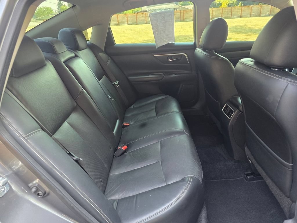 Used 2018 Nissan Altima 2.5 SL FWD image 17