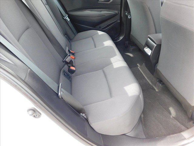 Used 2025 Toyota Corolla LE FWD image 25
