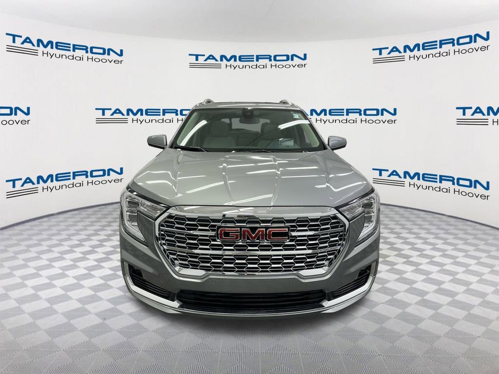 Used 2023 GMC Terrain Denali w/ LPO, Floor Liner Package AWD/4WD image 8