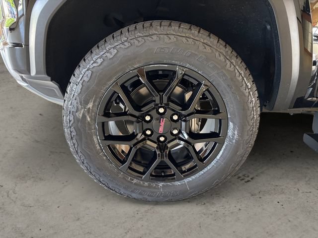 New 2026 GMC Canyon Denali w/ LPO, Denali Black Edition AWD/4WD image 15