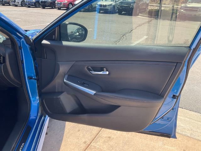 Used 2020 Nissan Sentra SR w/ Electronics Package FWD image 25