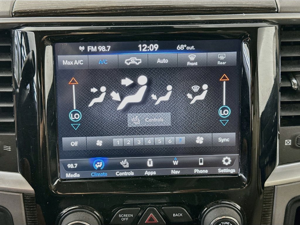 Used 2018 RAM 2500 Limited AWD/4WD image 18