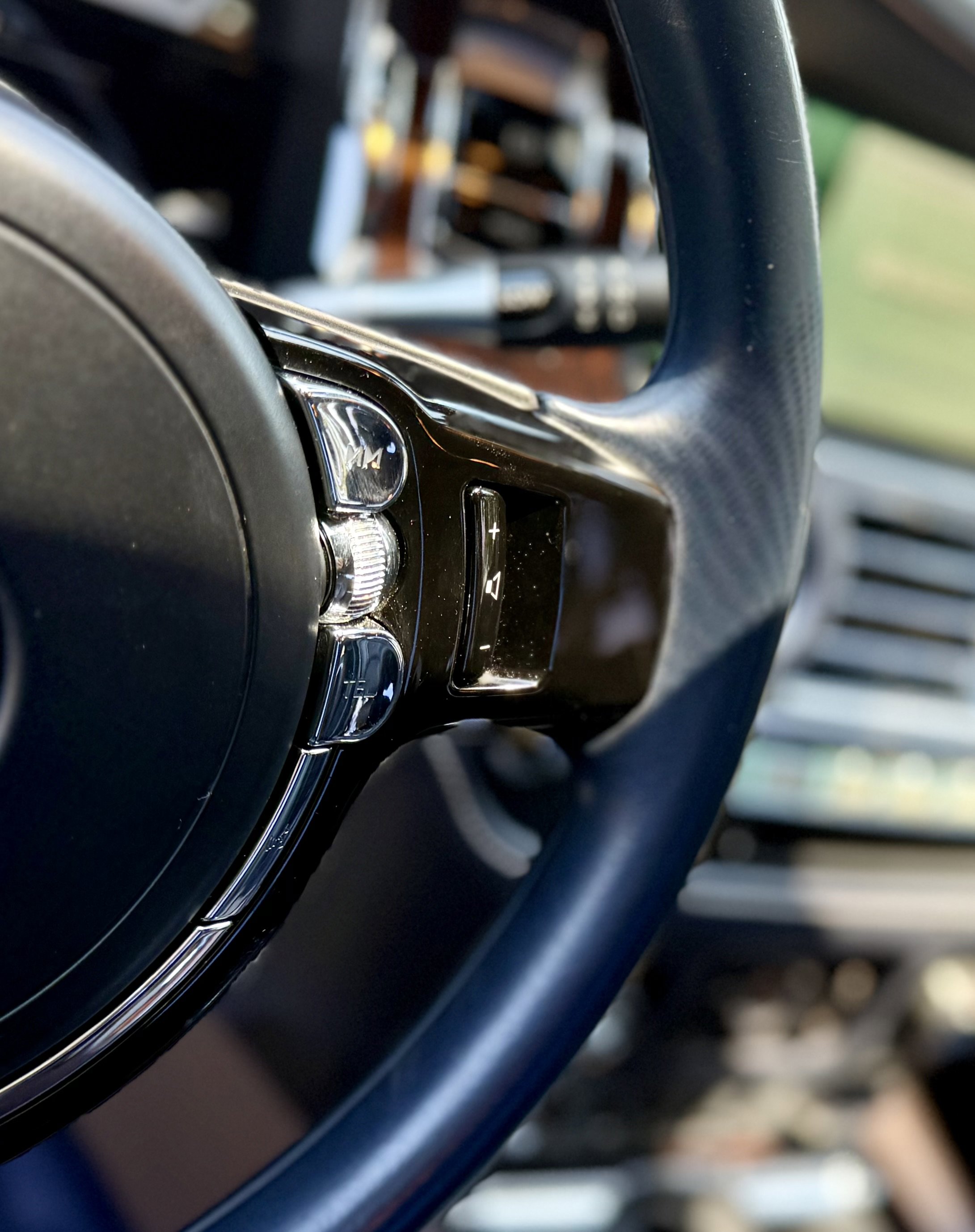 Used 2016 Rolls-Royce Ghost RWD image 26