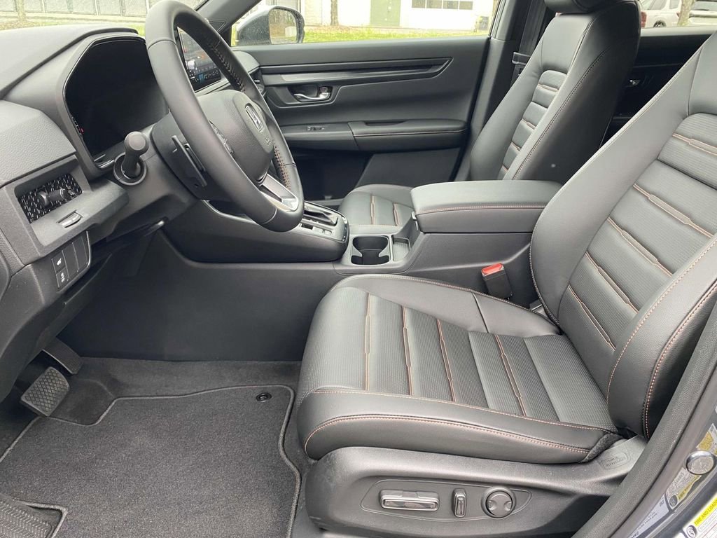 Used 2025 Honda CR-V Sport-L image 11