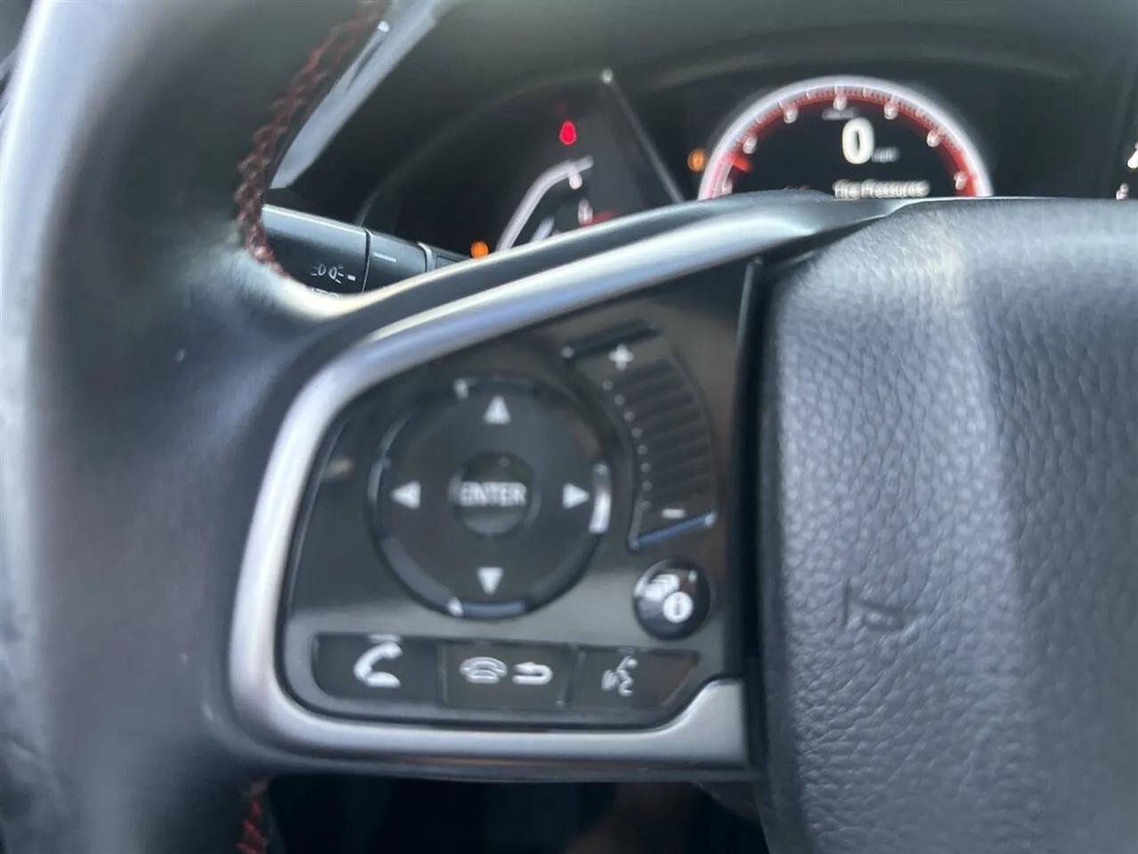Used 2018 Honda Civic Si image 25