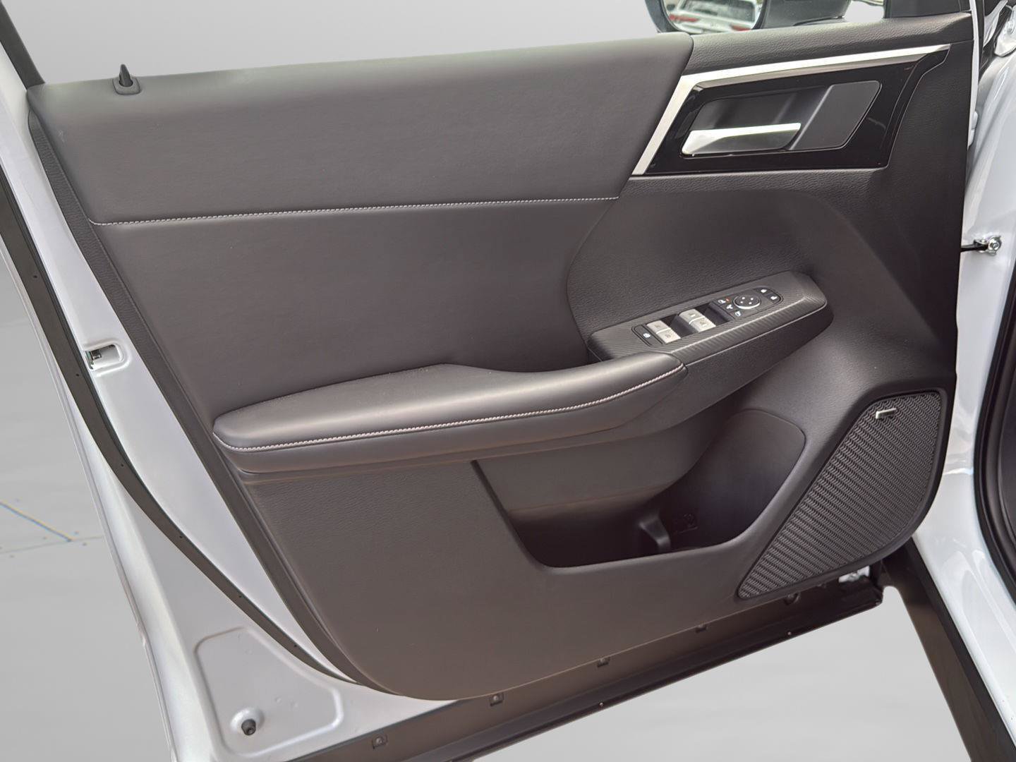 New 2026 Mitsubishi Outlander AWD image 31