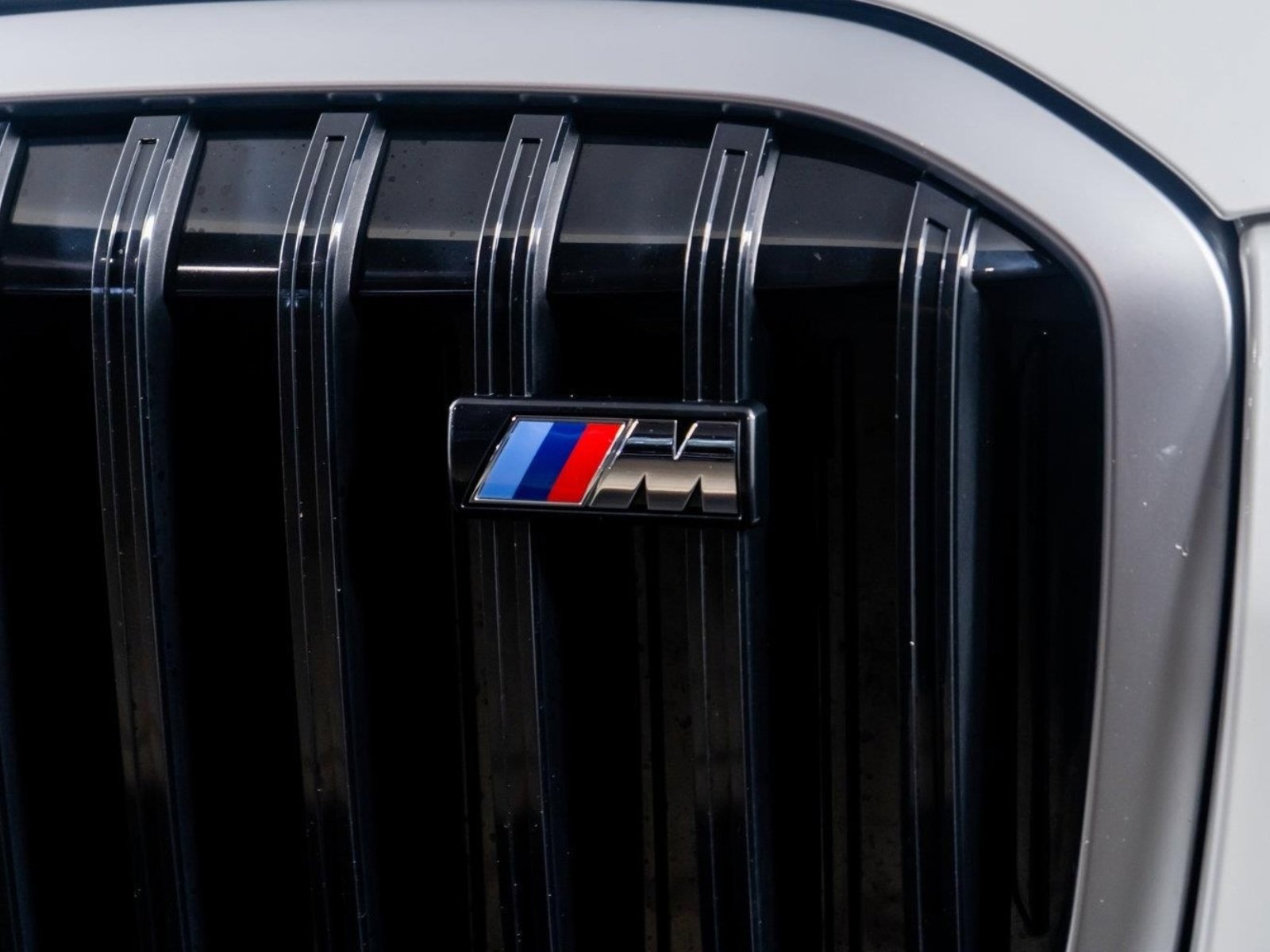 Used 2025 BMW X7 M60i image 24