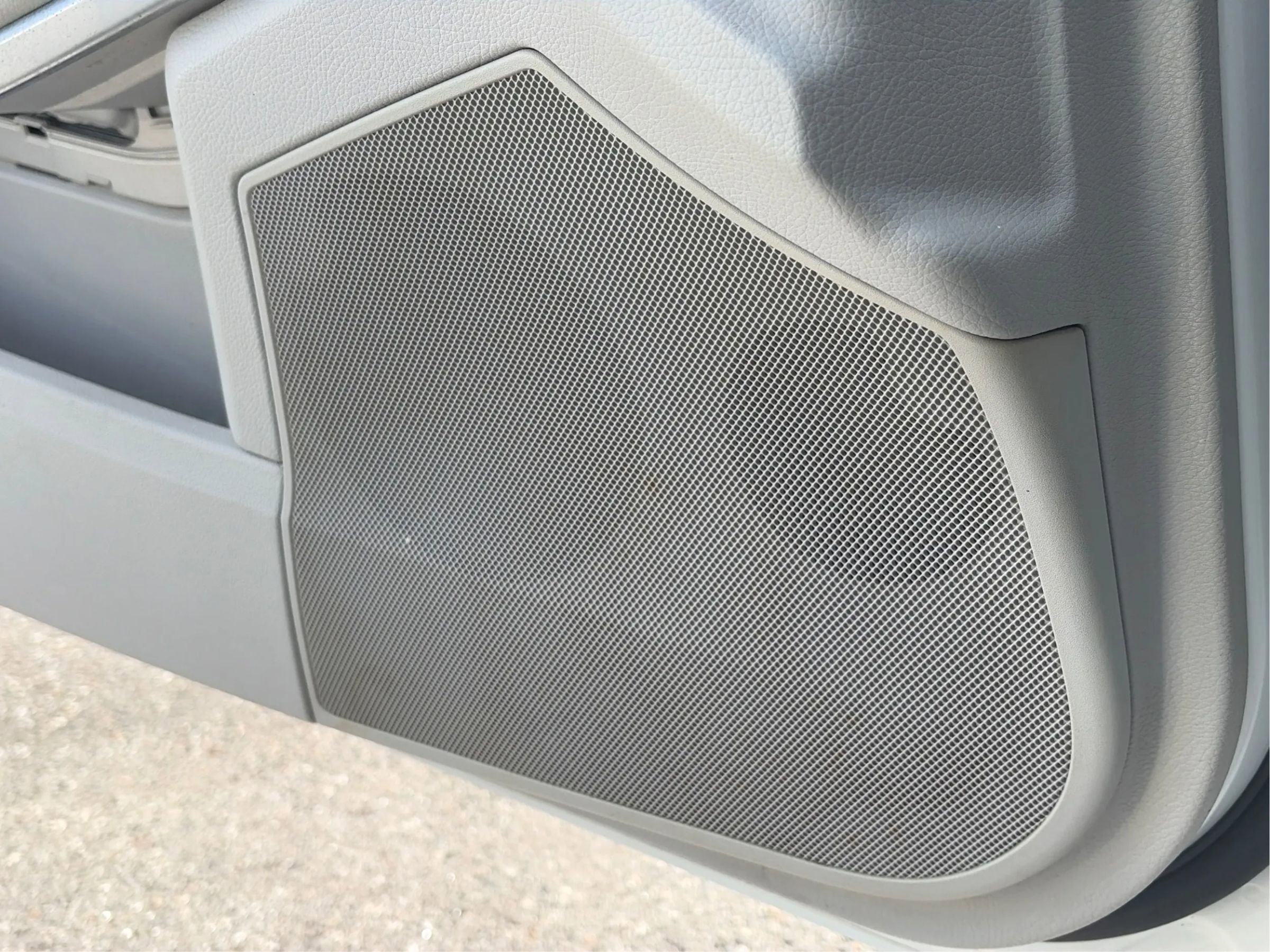 Used 2016 Mercedes-Benz E 250 Sedan image 35