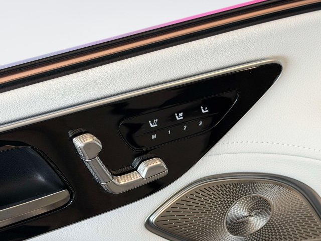 Certified 2023 Mercedes-Benz EQS 580 4MATIC SUV image 17