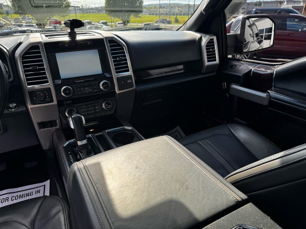 Used 2015 Ford F150 Platinum w/ Equipment Group 701A Luxury image 18