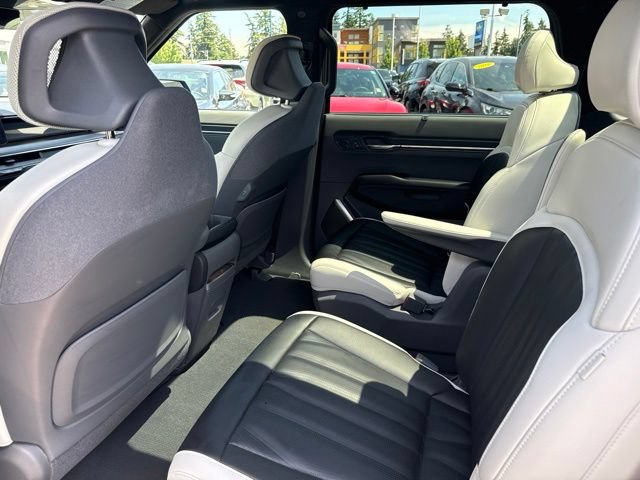 Certified 2024 Kia EV9 GT-Line AWD/4WD image 19