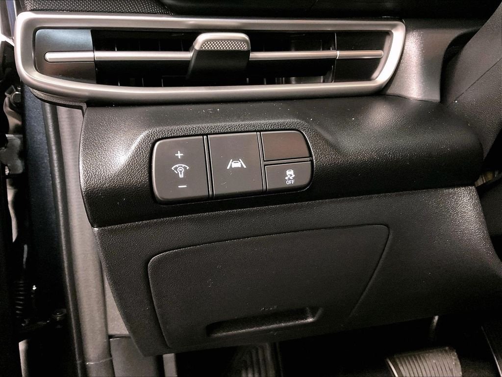 Used 2023 Hyundai Elantra SEL FWD image 25