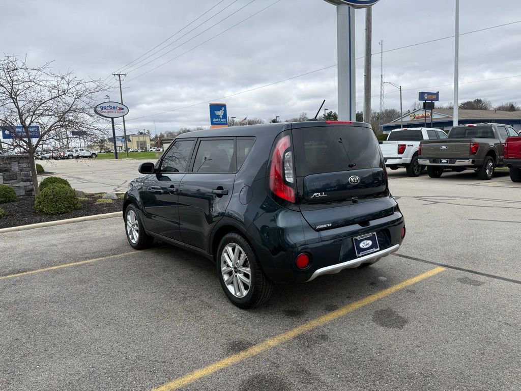 Used 2017 Kia Soul + image 31