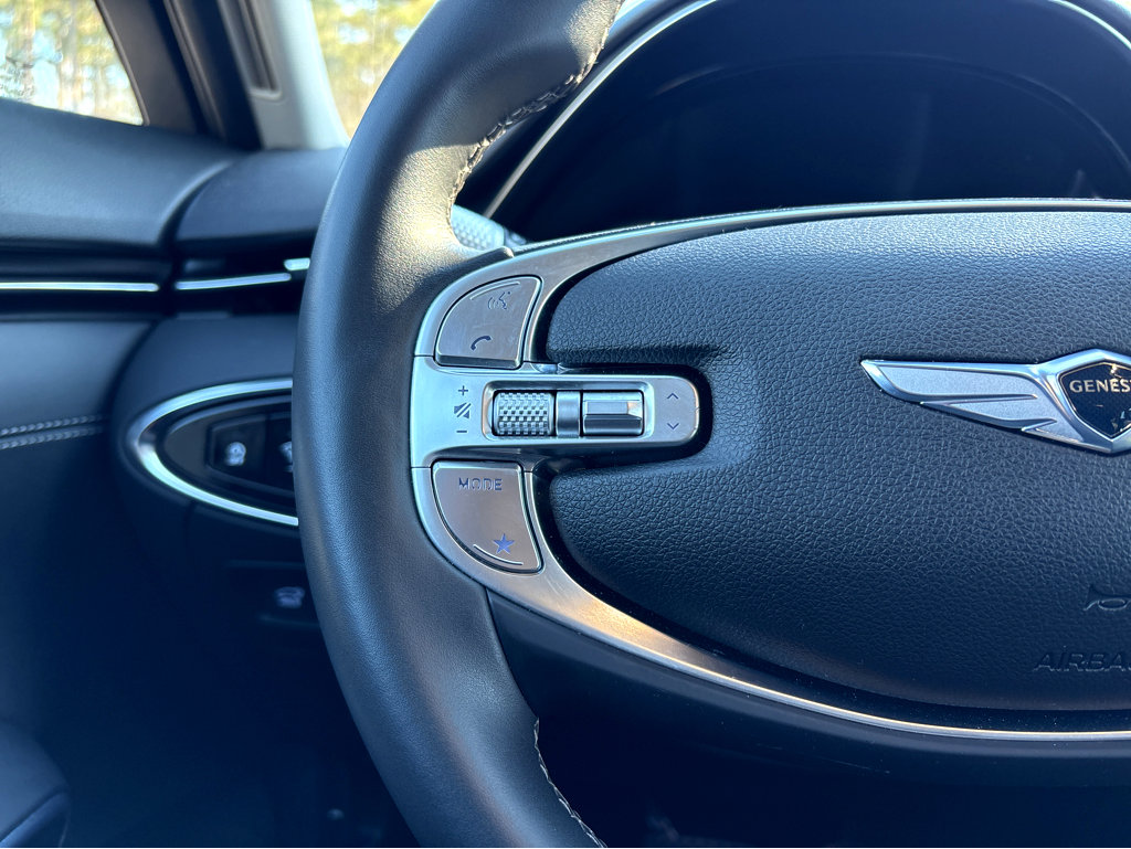 Used 2025 Genesis GV70 2.5T image 19