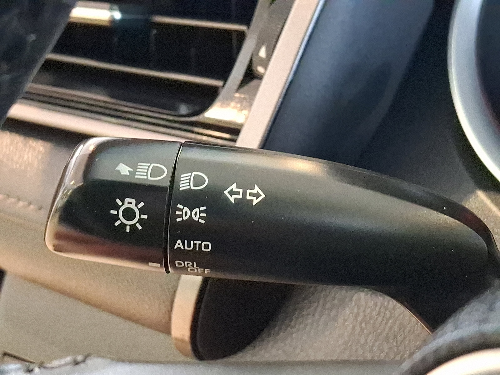 Certified 2021 Toyota Camry XLE AWD/4WD image 26