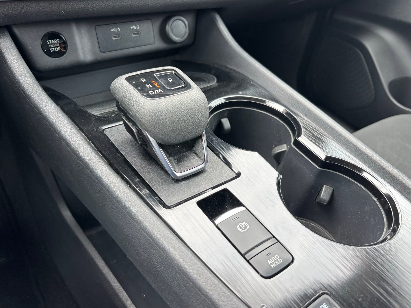 Used 2025 Nissan Rogue S image 8