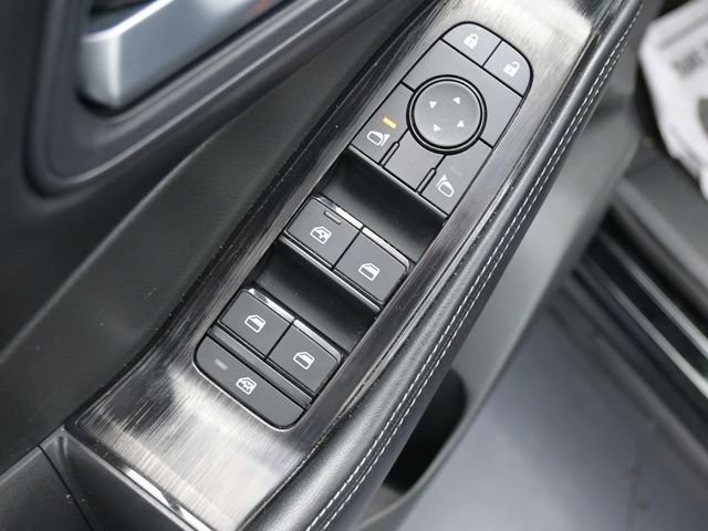 Used 2025 Nissan Rogue SV image 14