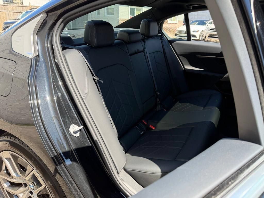 Used 2026 BMW 530i RWD image 15