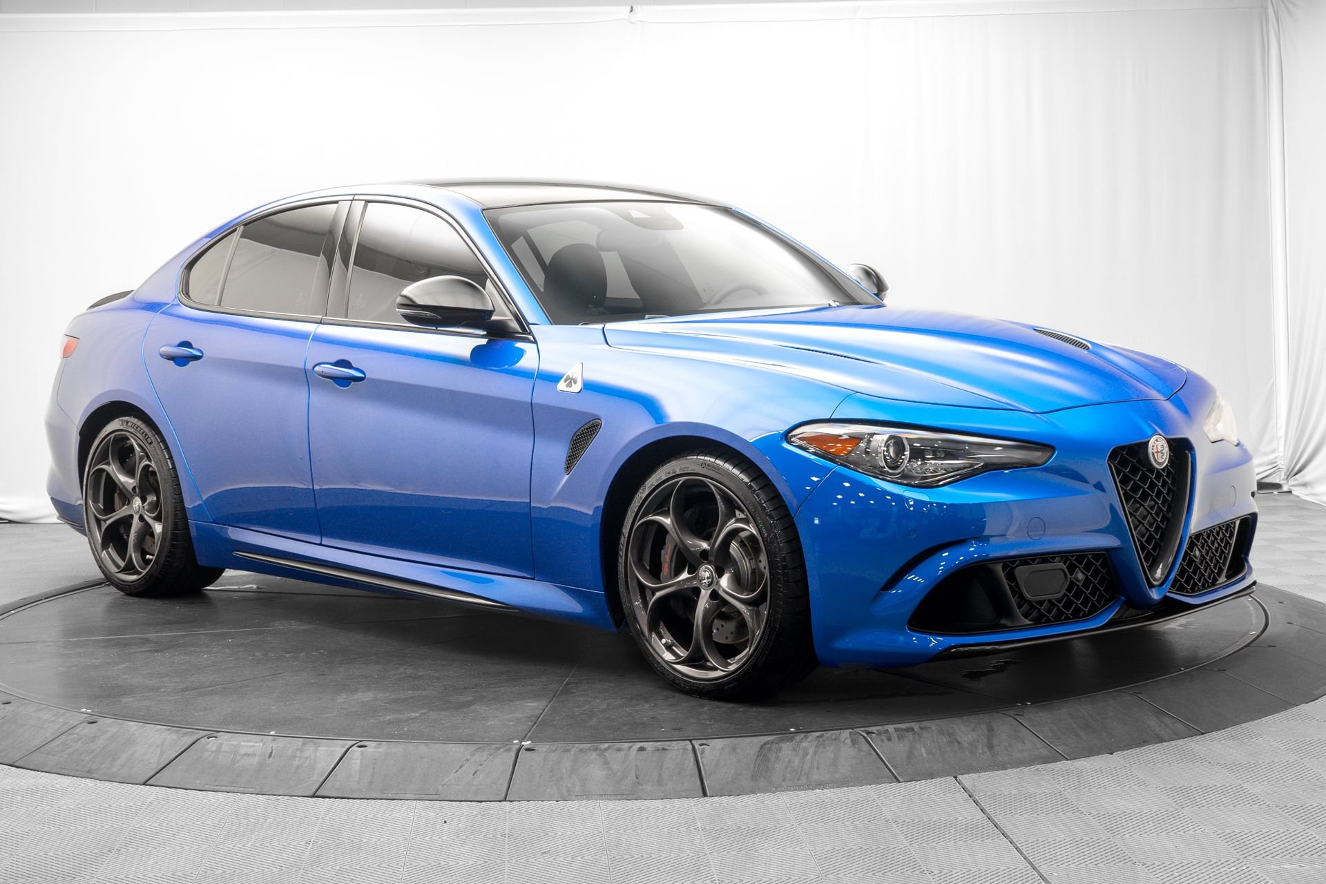 Used 2023 Alfa Romeo Giulia Quadrifoglio w/ Active Assist Plus Package RWD image 7