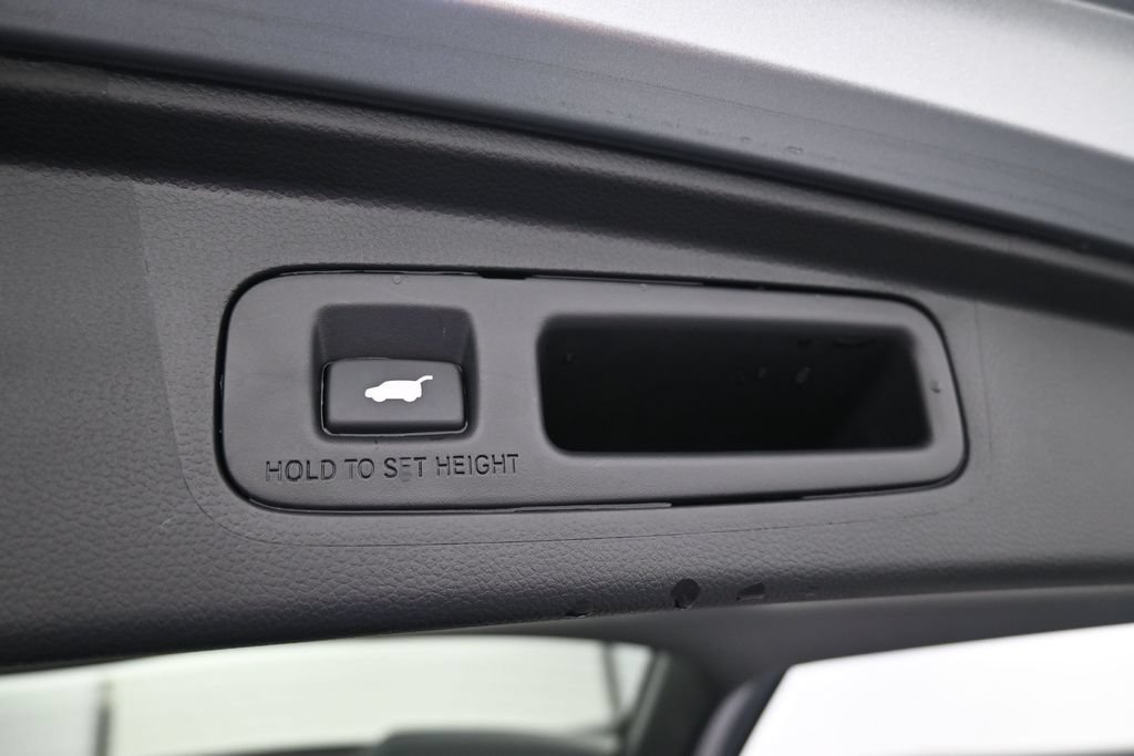 Certified 2026 Honda CR-V EX-L image 17