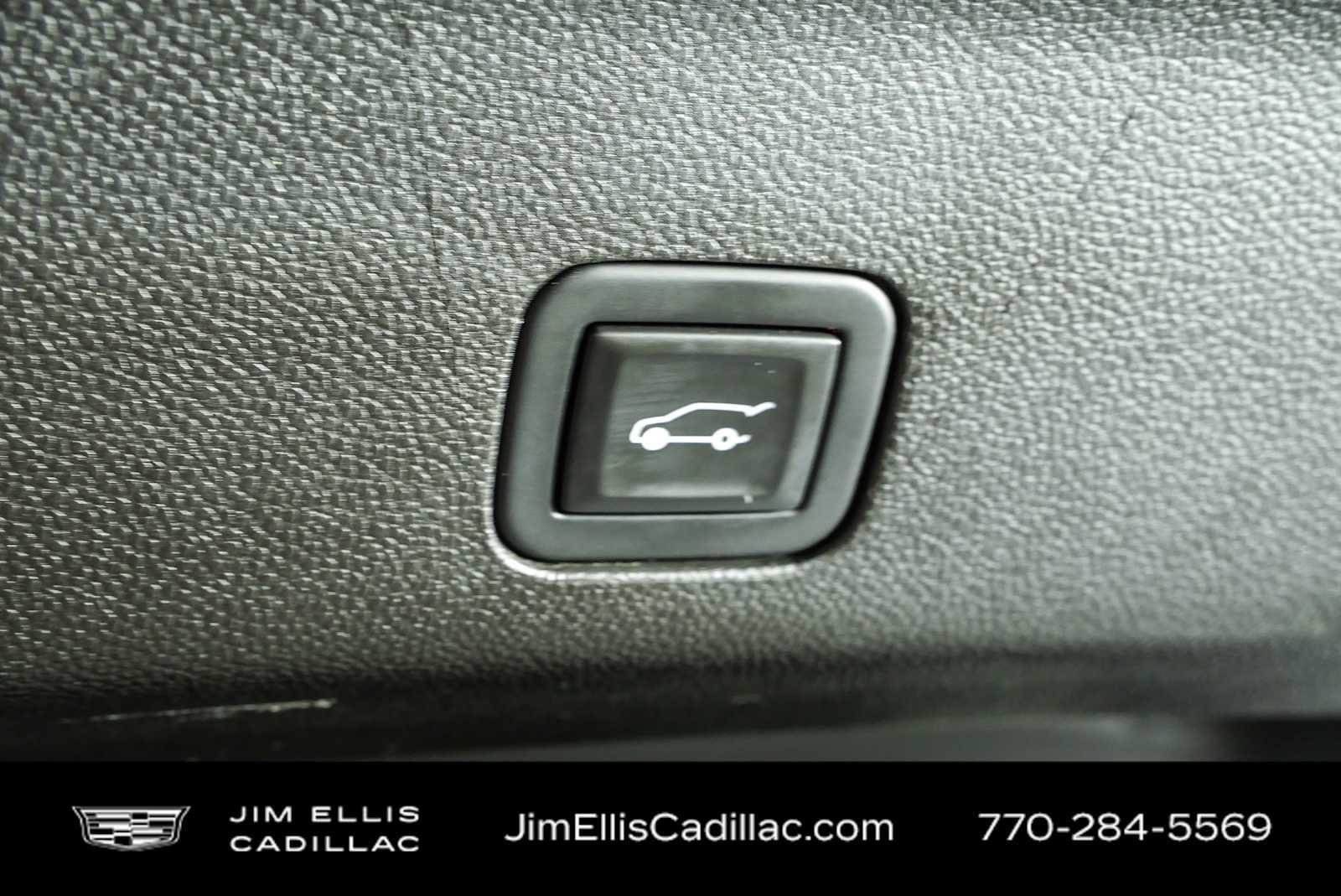 Used 2021 Chevrolet Tahoe RST w/ Luxury Package AWD/4WD image 37