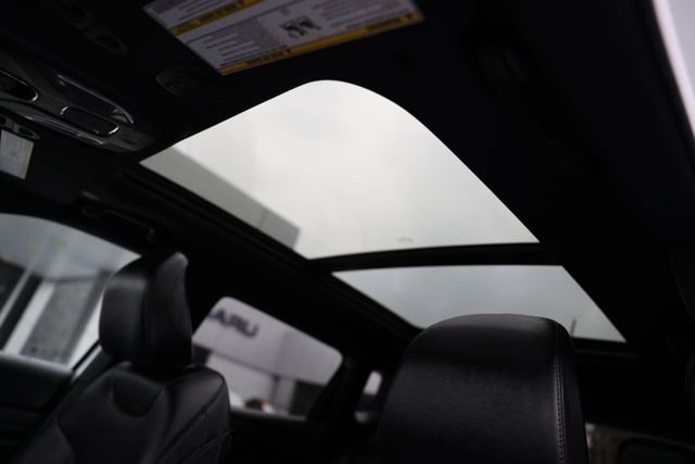 Used 2023 Jeep Compass Altitude w/ Sun and Sound Group image 40