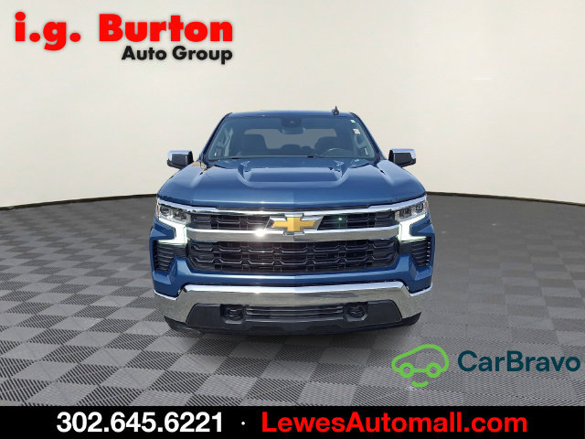 Used 2024 Chevrolet Silverado 1500 LT AWD/4WD image 2
